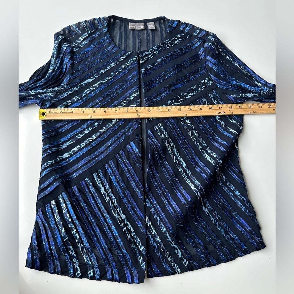 Chico’s Travelers Blue Mesh Satin Semi Sheer Open Cardigan Size 1 (US Medium) - Picture 5 of 6